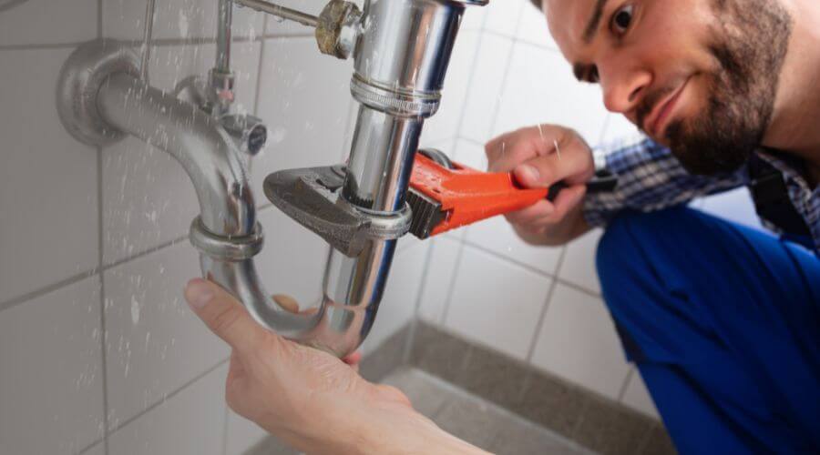 Expert burst pipe repair services in Corona, NY
